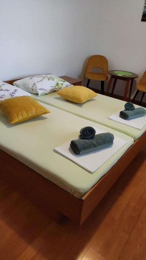 Guest House Vukusic ซริกเวนิซา ภายนอก รูปภาพ